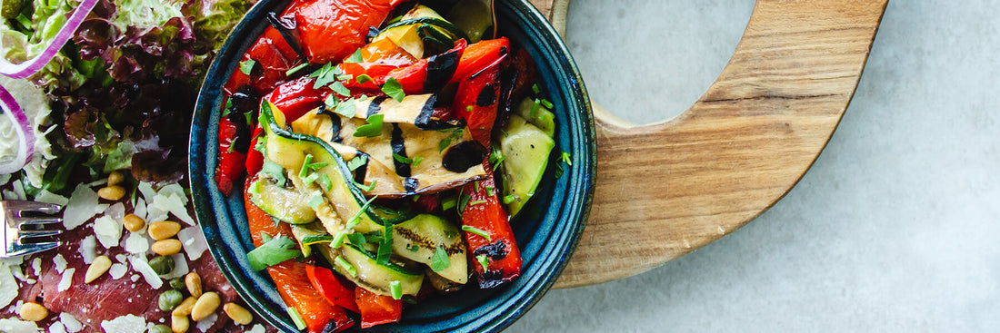 The Top 4 Ways To Eat Less Sugar While Snacking